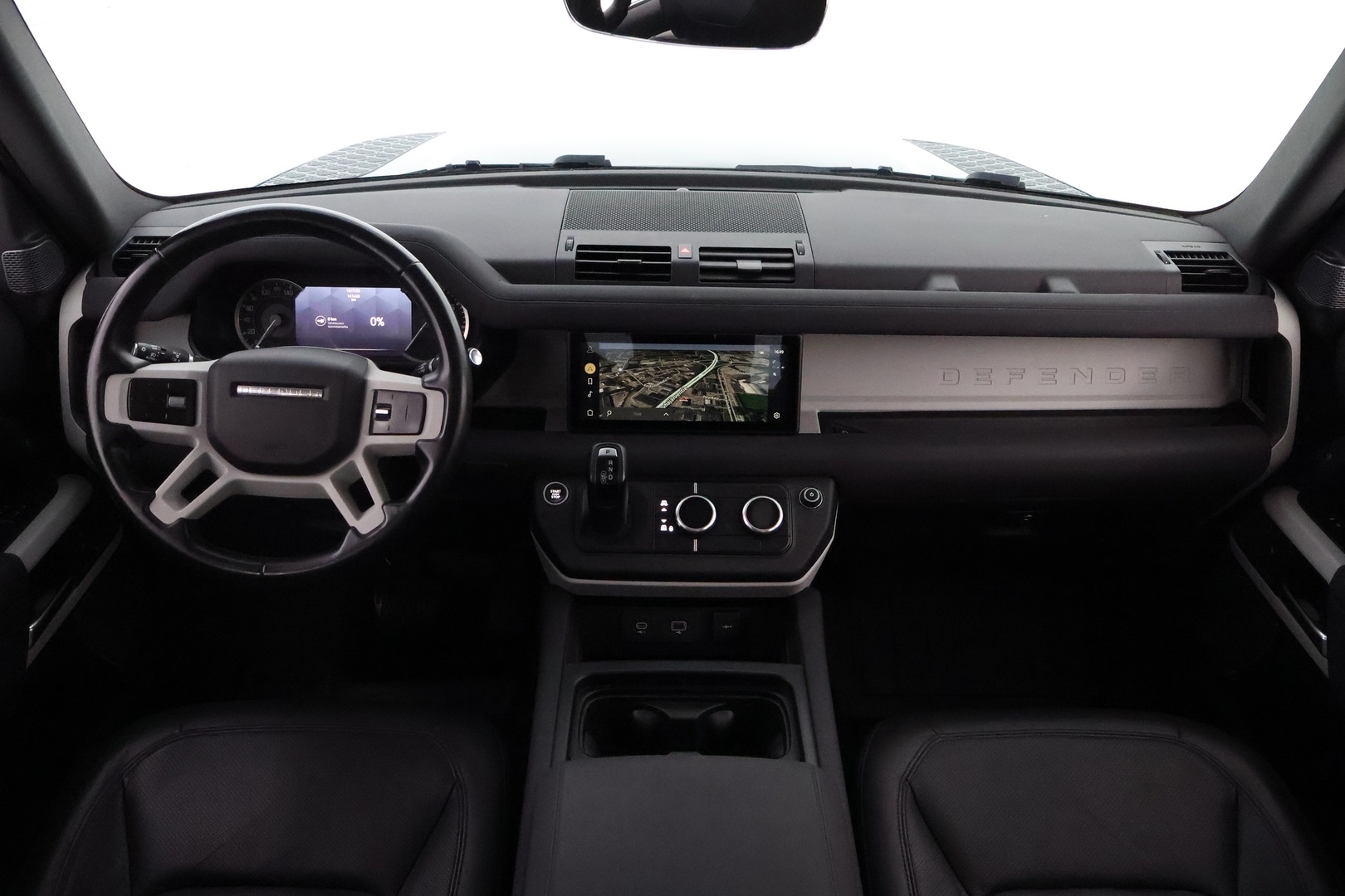 LAND ROVER Defender 2023