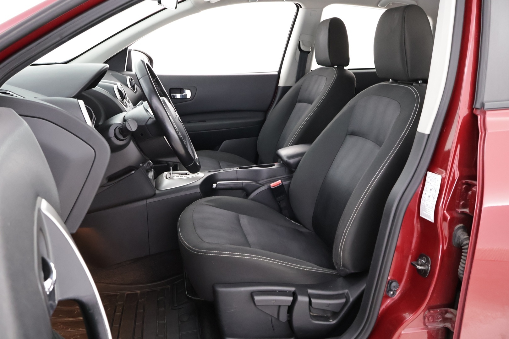 NISSAN Qashqai 2011