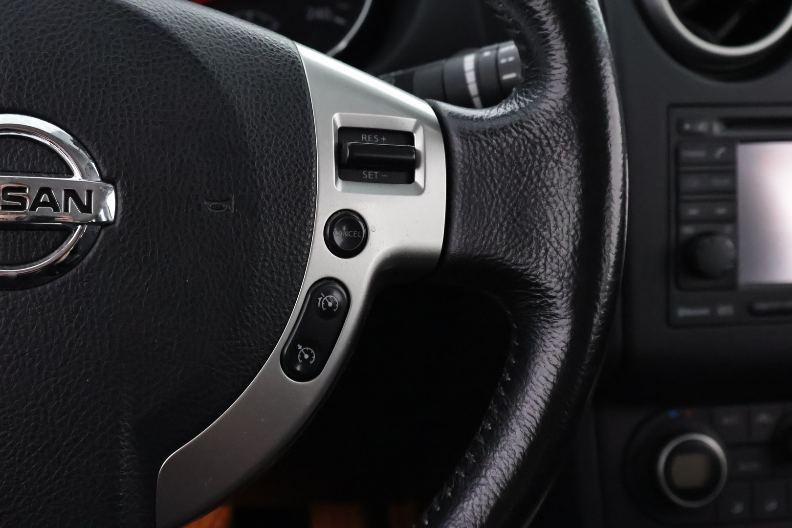 NISSAN Qashqai 2011