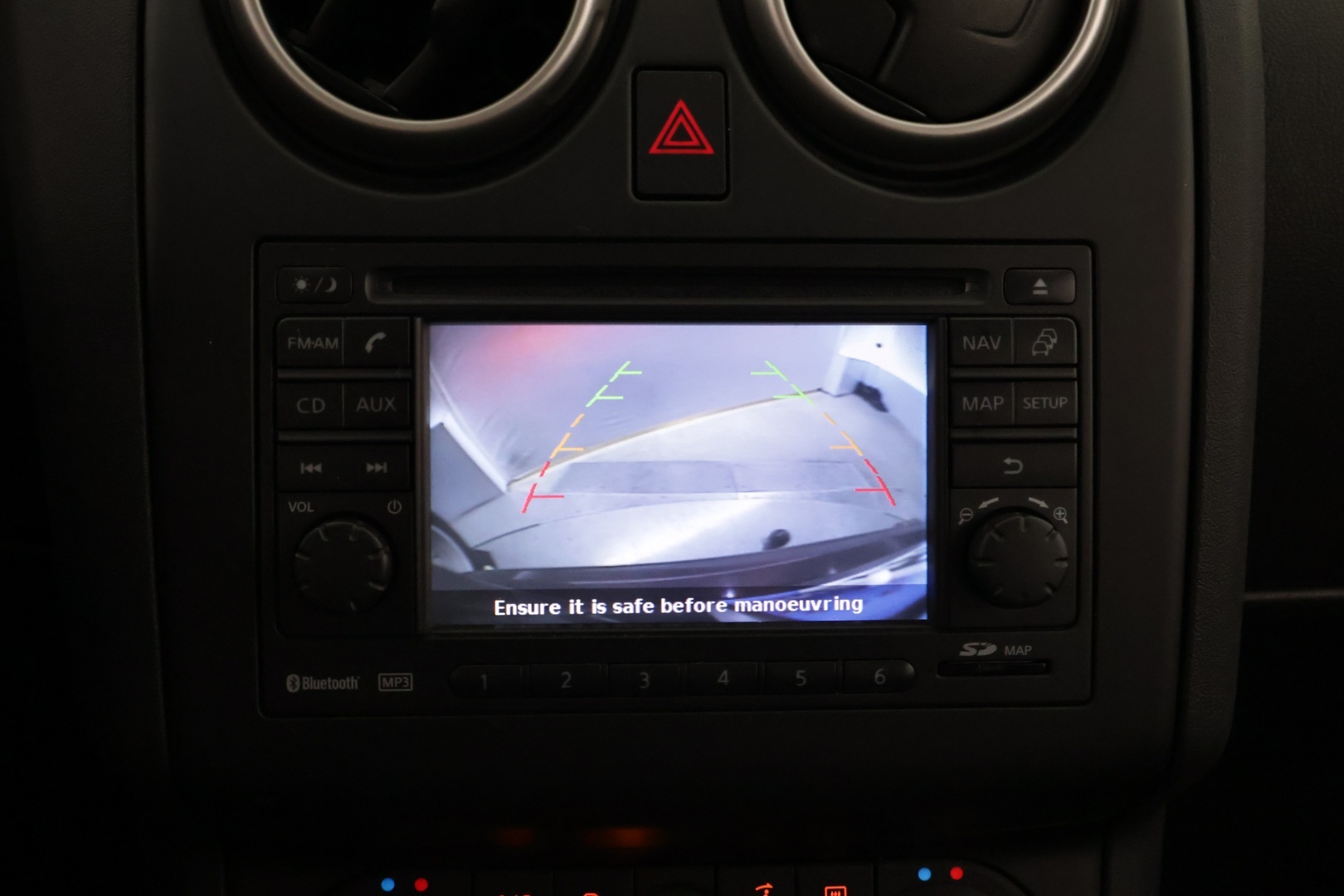 NISSAN Qashqai 2011