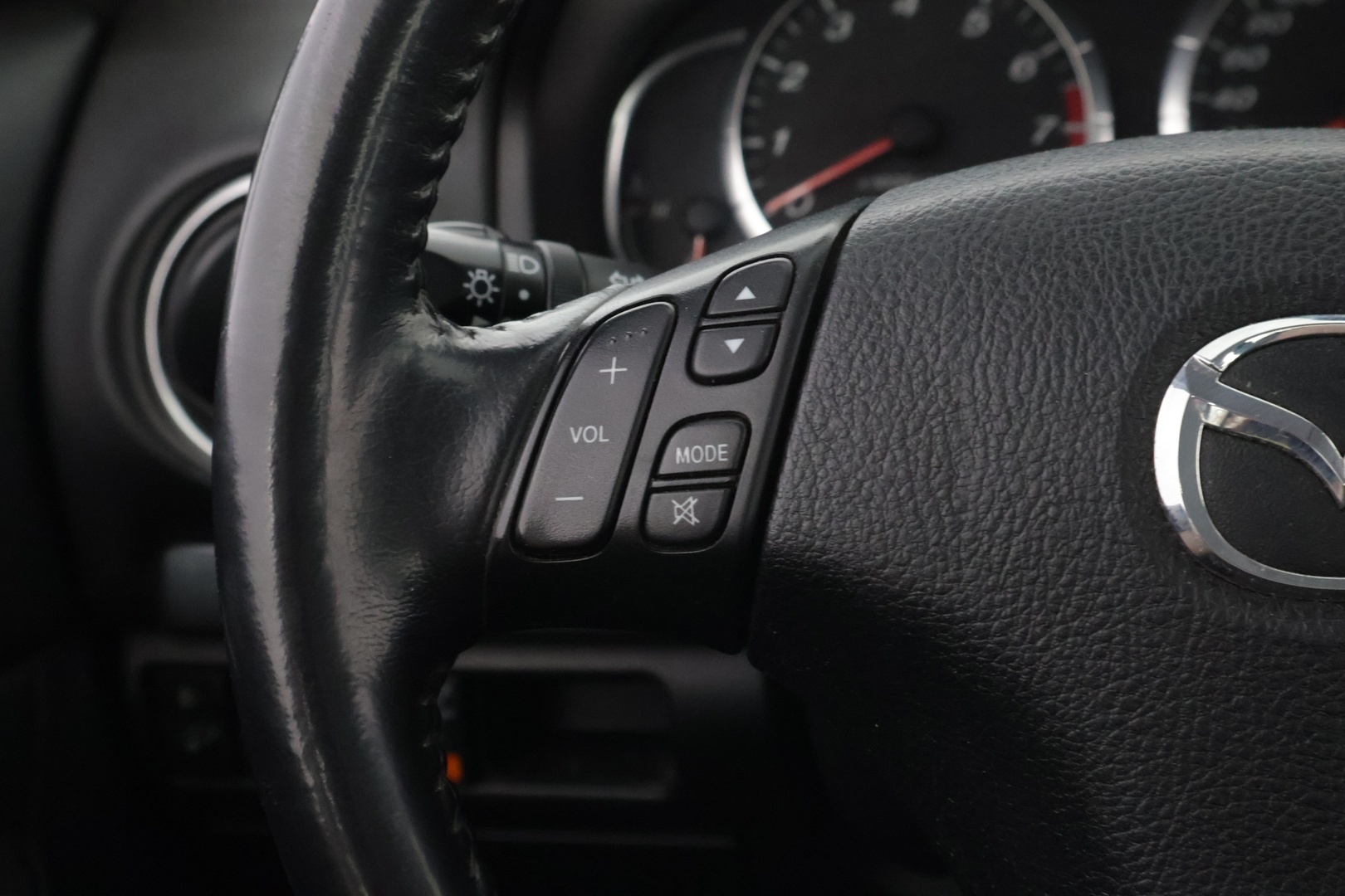 MAZDA 6 2006