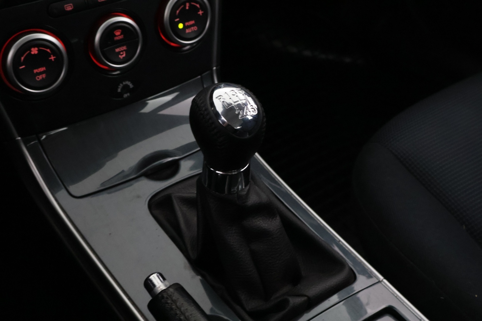 MAZDA 6 2006