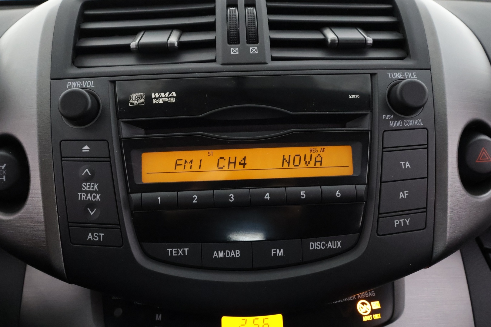 TOYOTA RAV4 2011