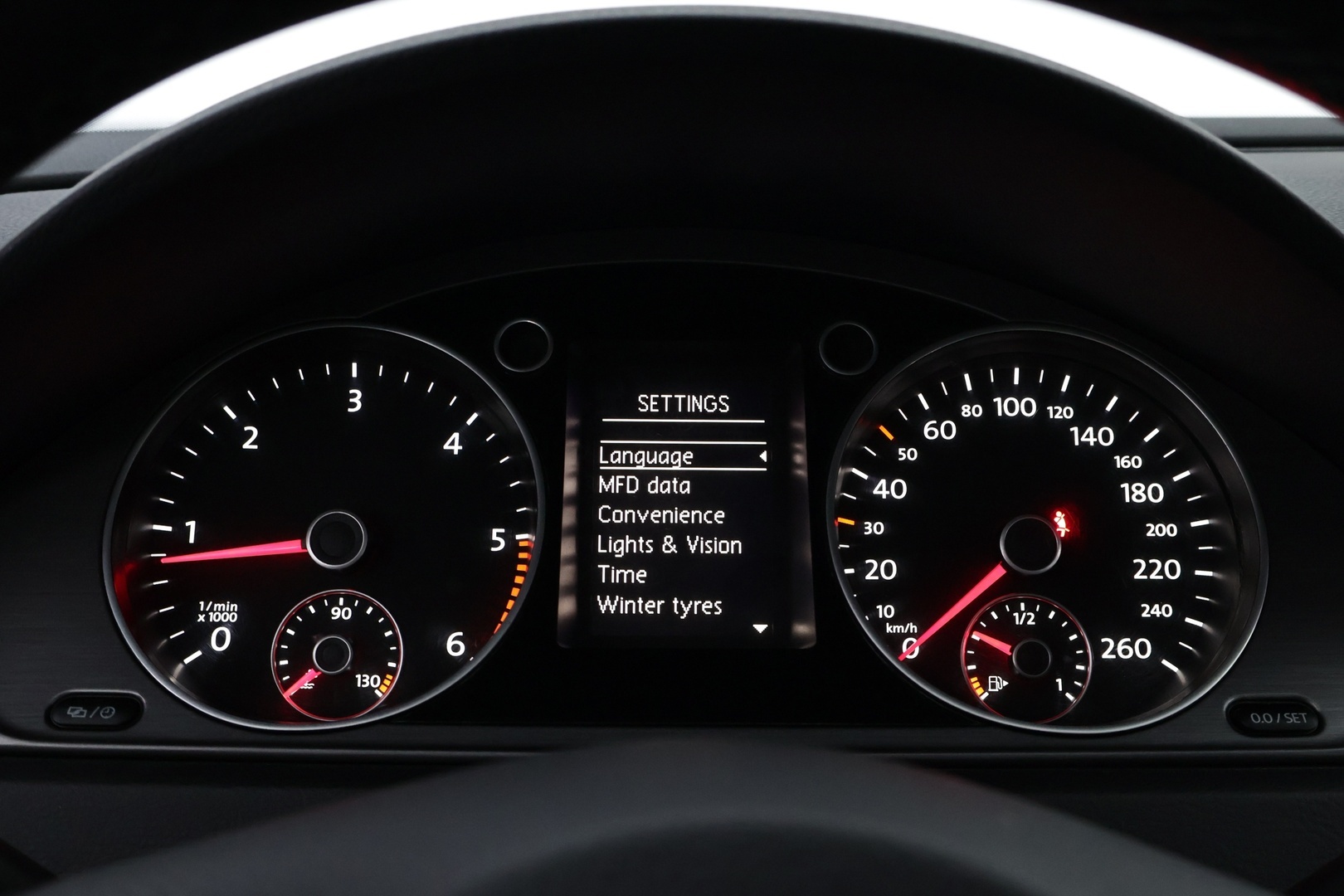 VOLKSWAGEN Passat 2013