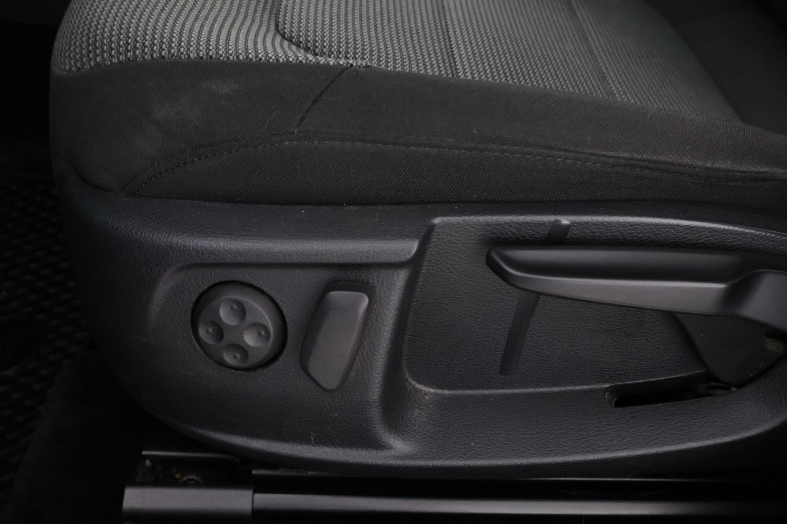 VOLKSWAGEN Passat 2013