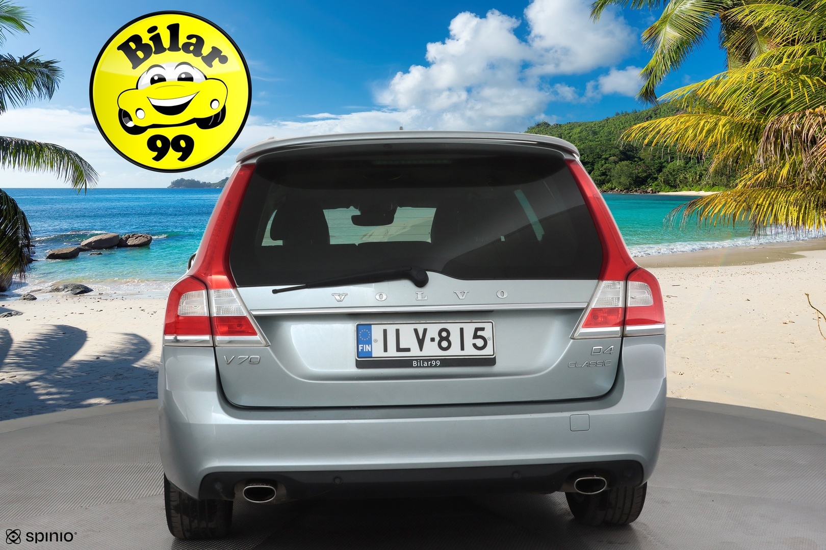 VOLVO V70 2015