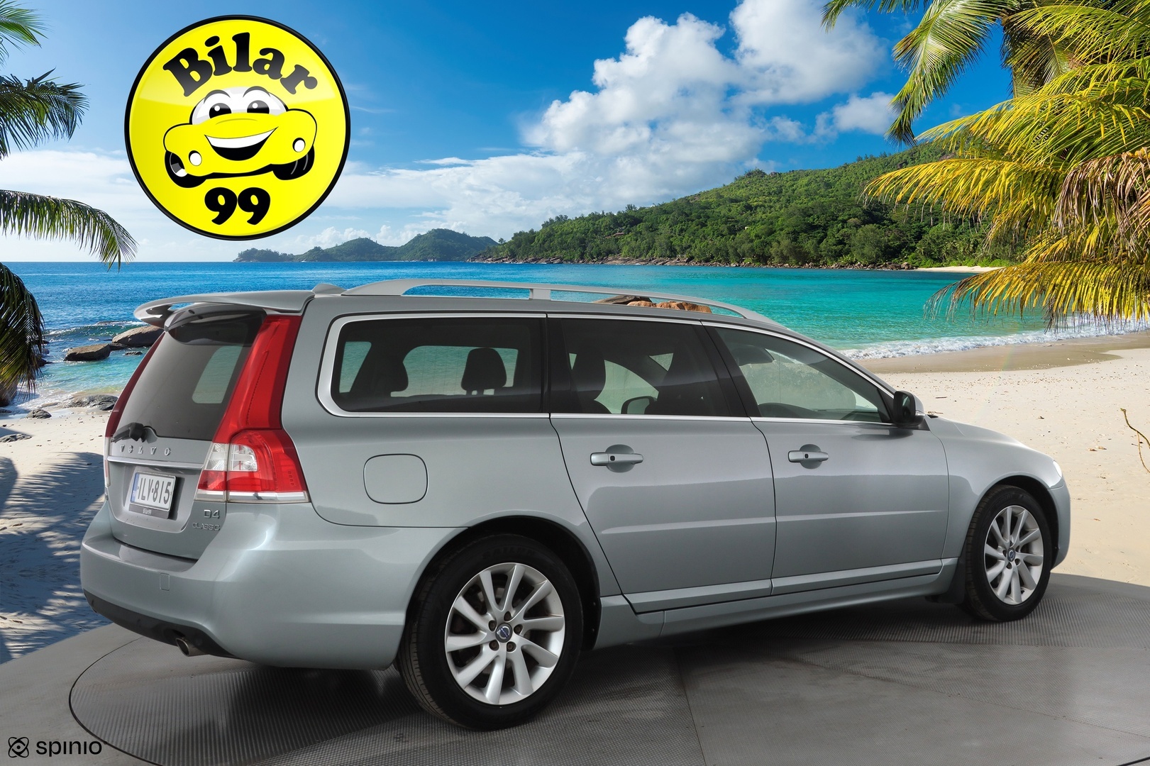 VOLVO V70 2015