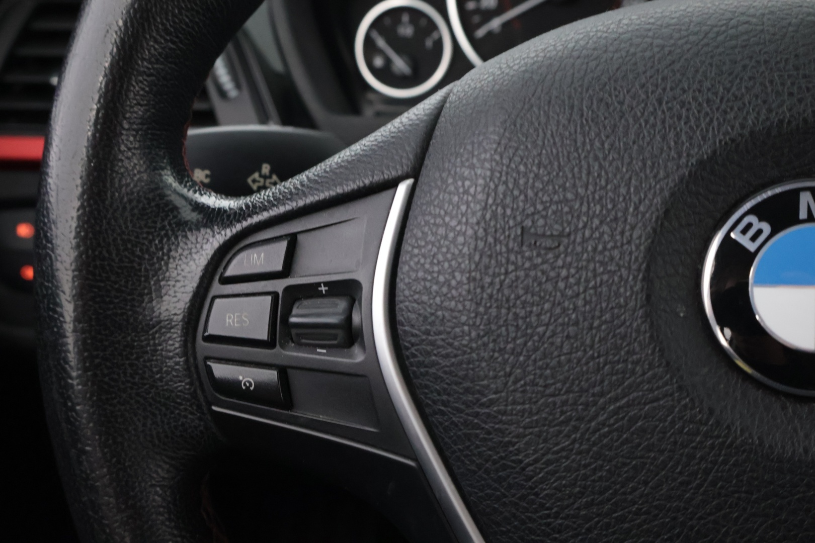 BMW 320 2015