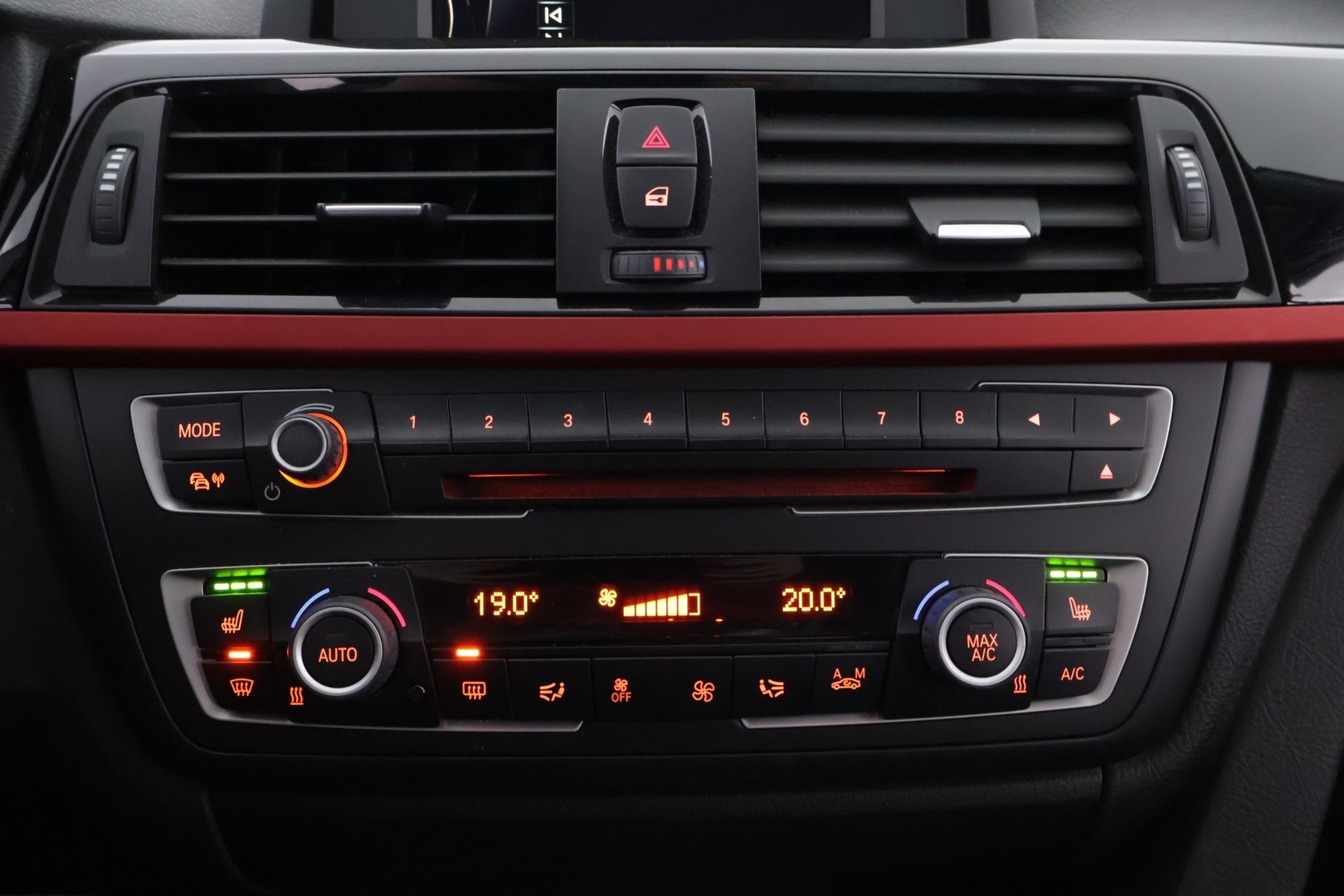 BMW 320 2015