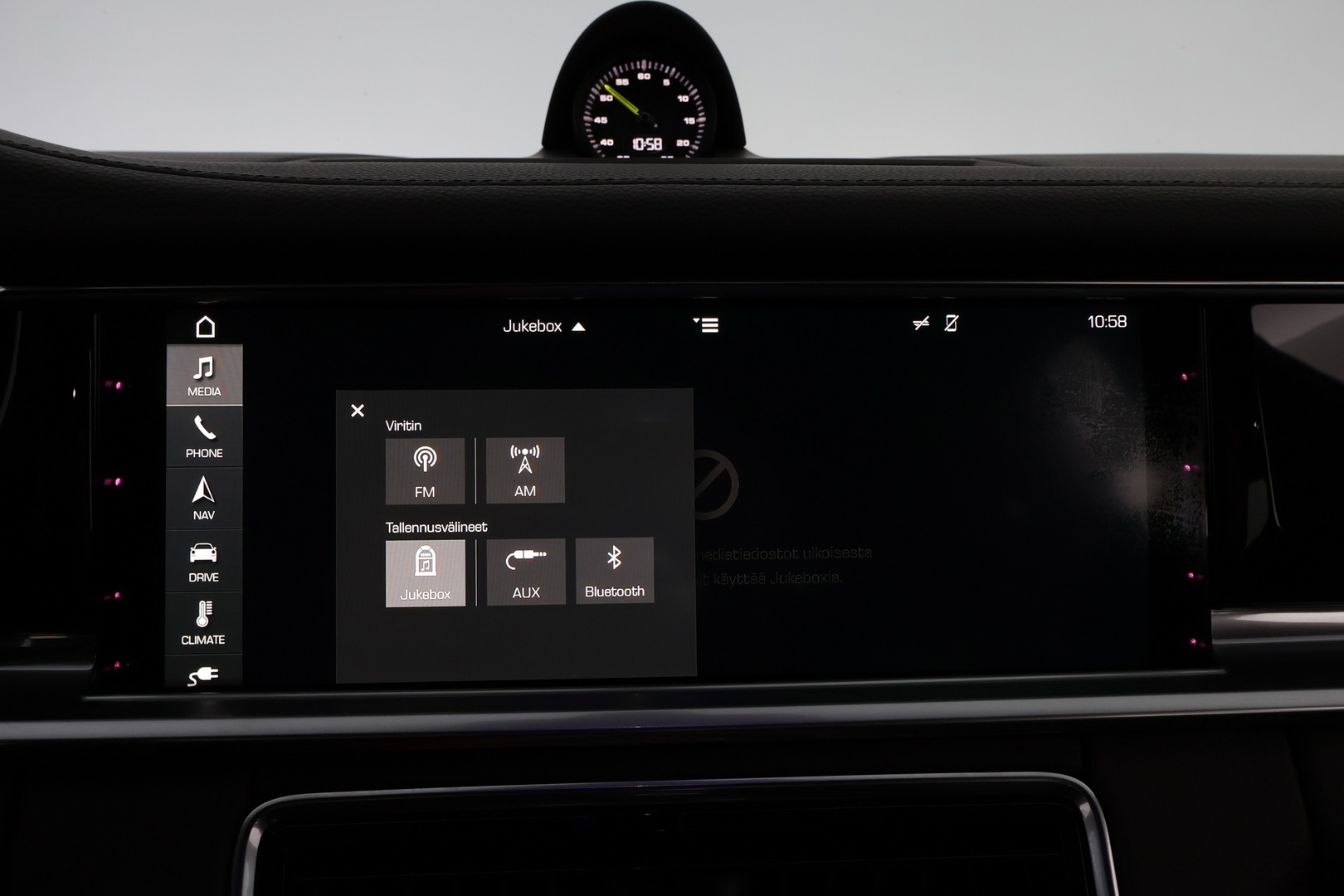 PORSCHE Panamera 2017