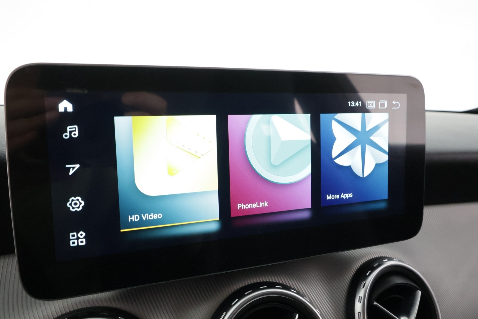 MERCEDES-BENZ GLA 2015