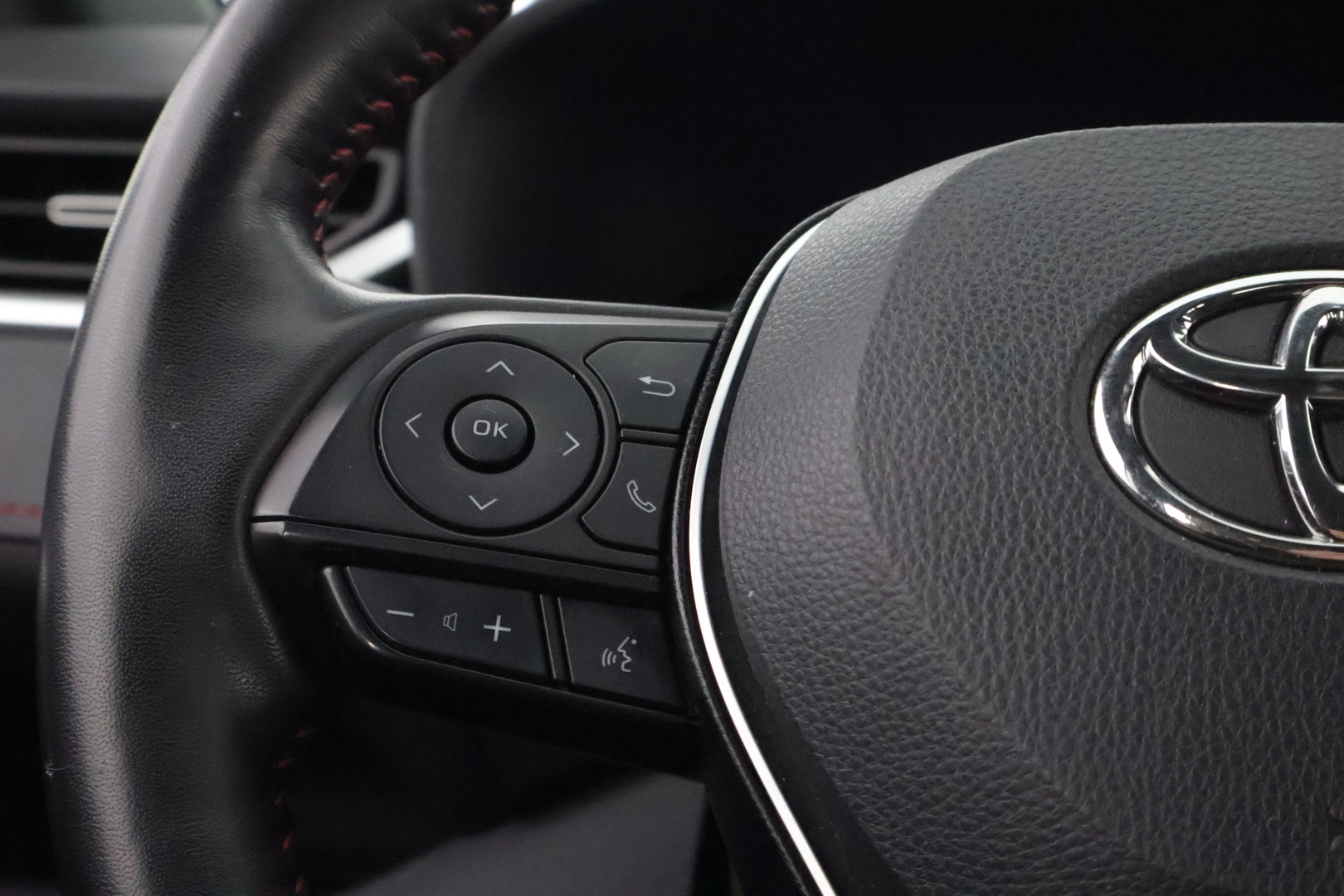 TOYOTA RAV4 PLUG-IN 2022