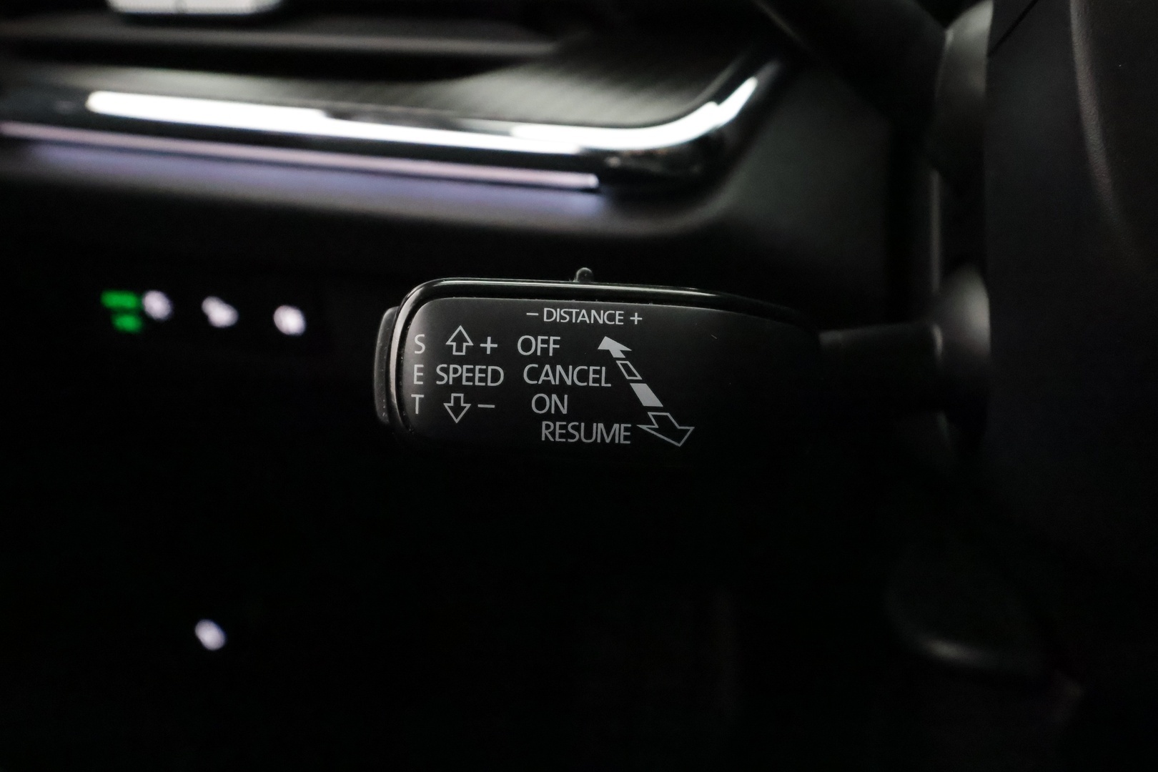 SKODA Enyaq 2023