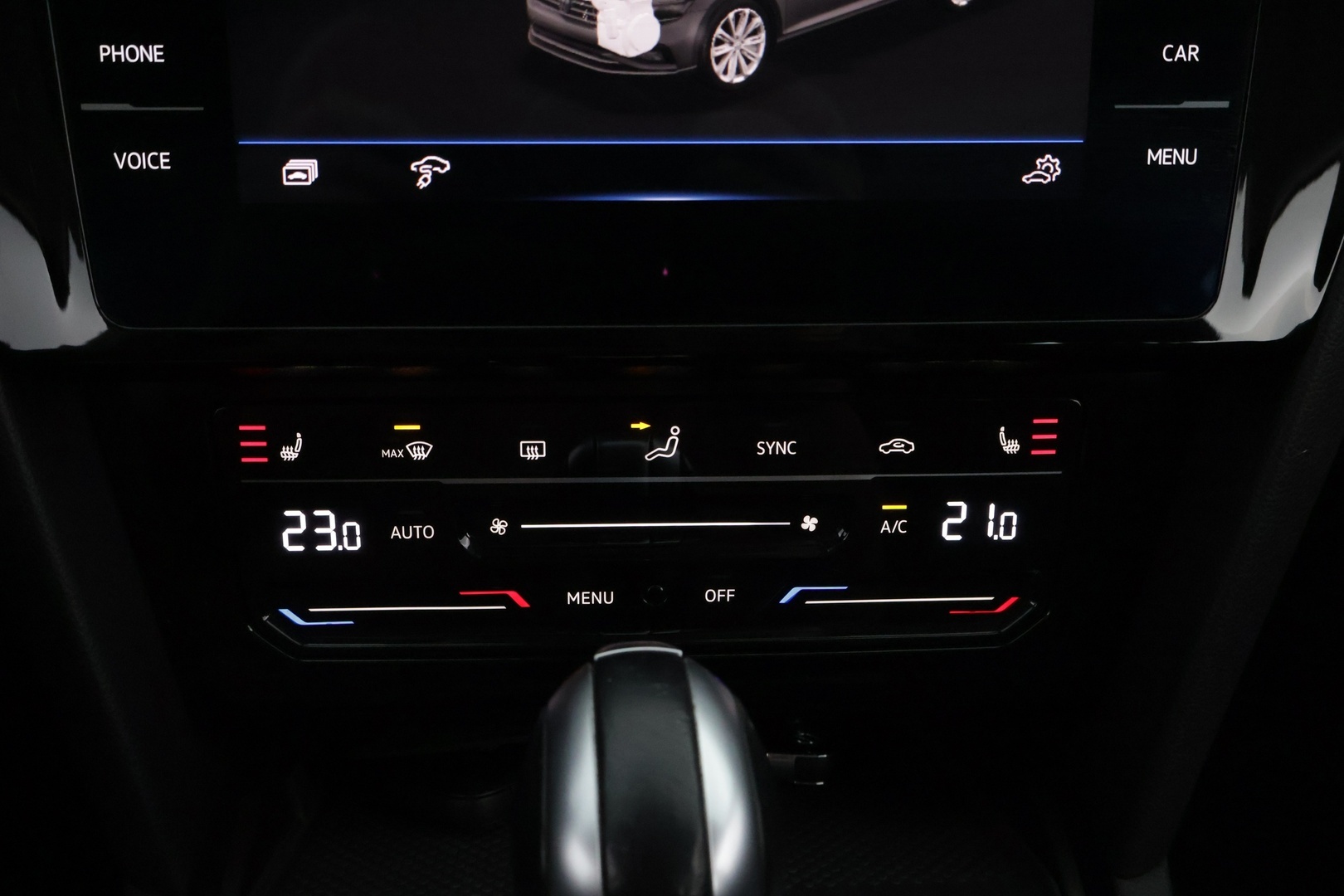 VOLKSWAGEN Passat 2022