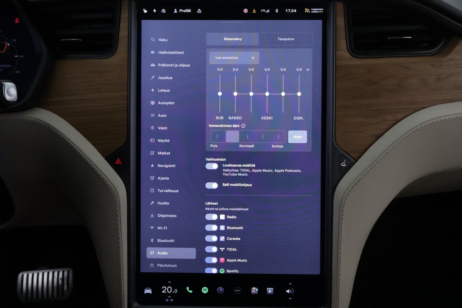 TESLA Model X 2019