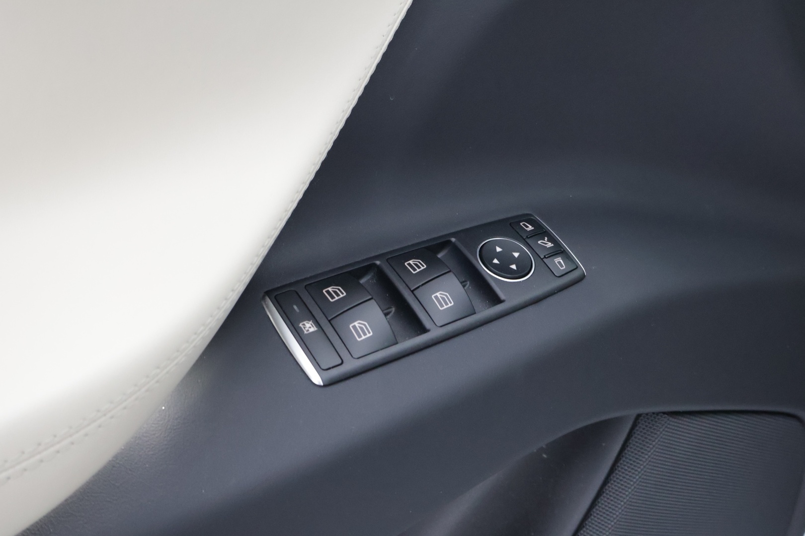TESLA Model X 2019