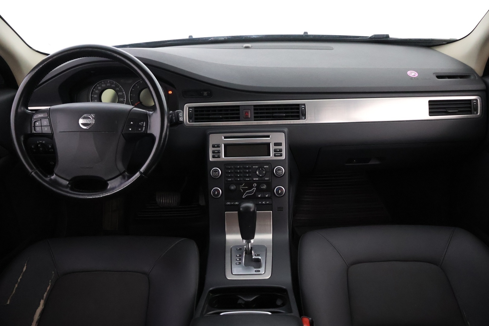 VOLVO V70 2008