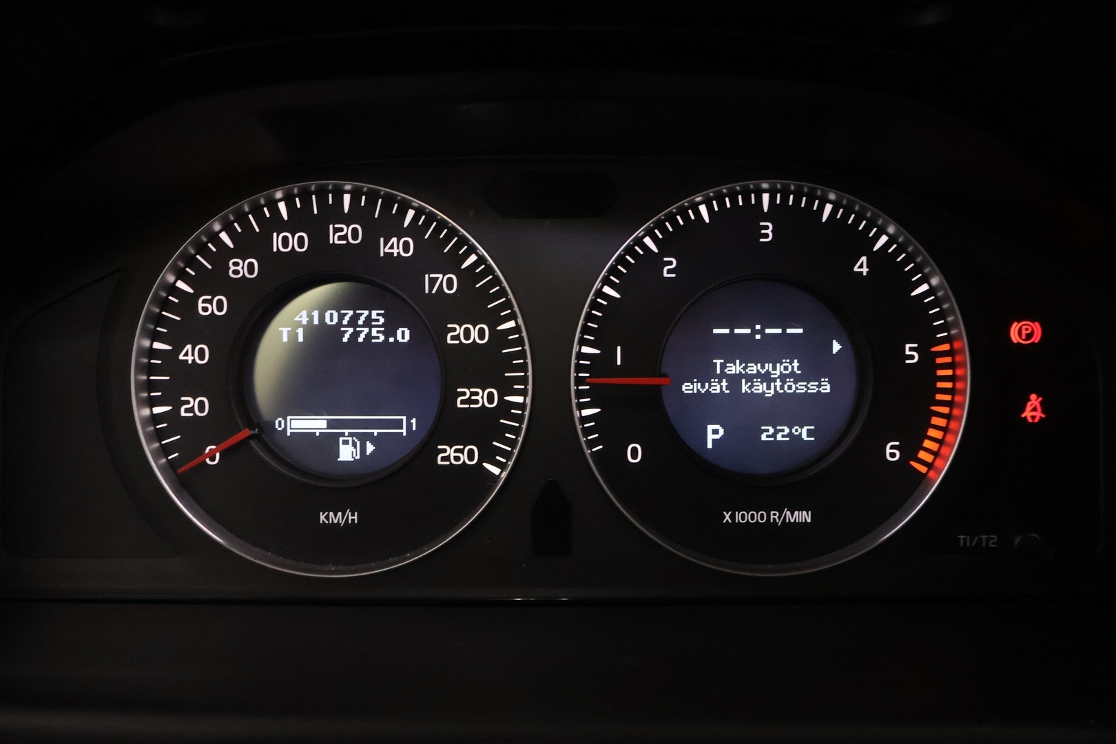 VOLVO V70 2008