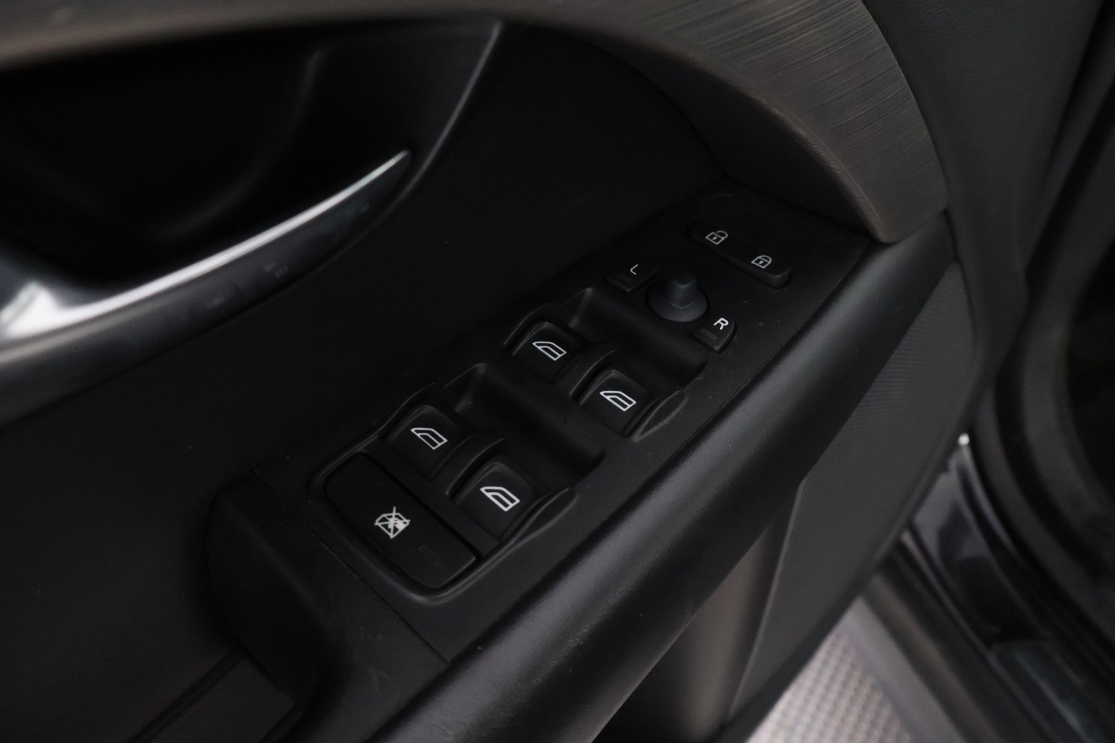 VOLVO V70 2008