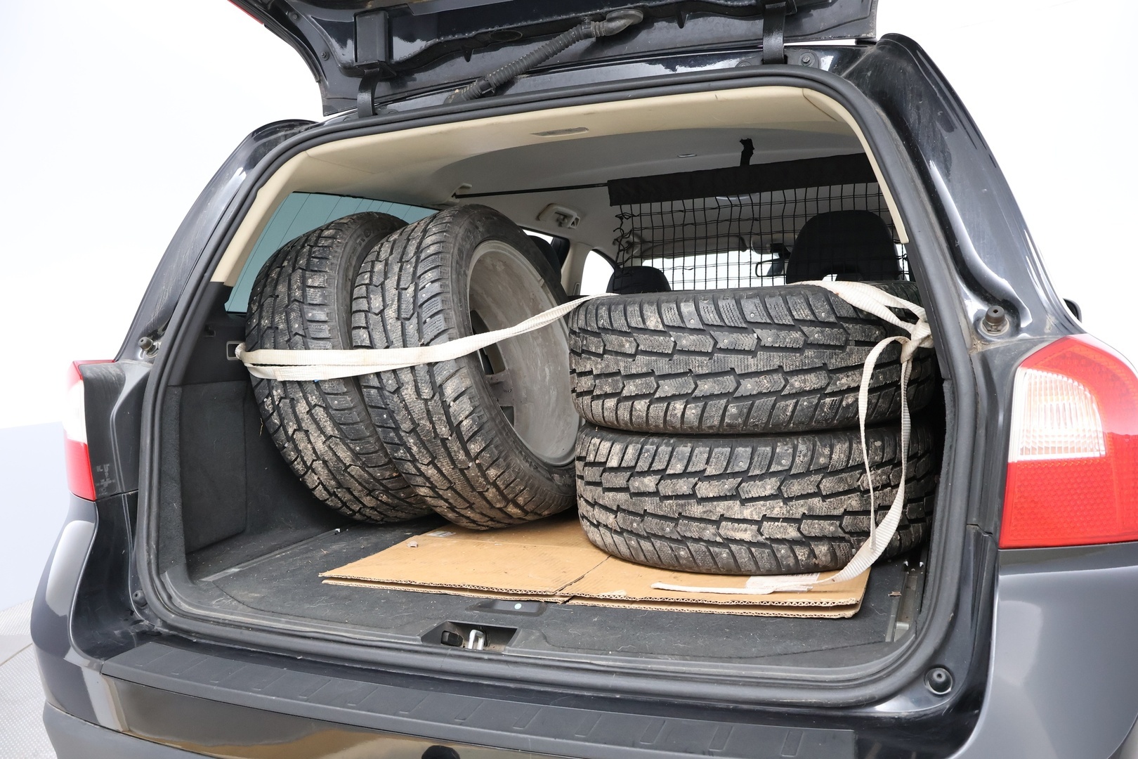 VOLVO V70 2008