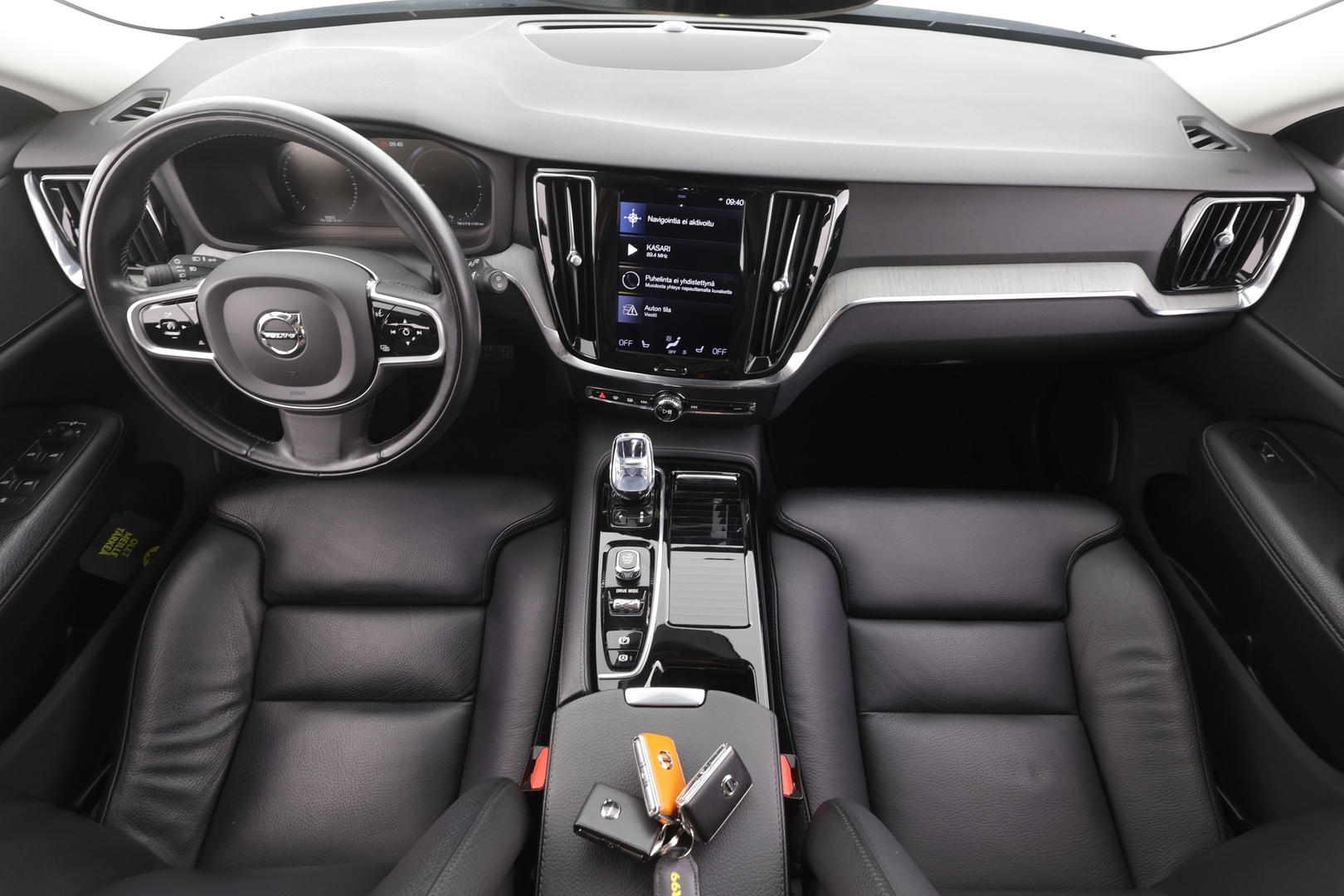 VOLVO V60 2021
