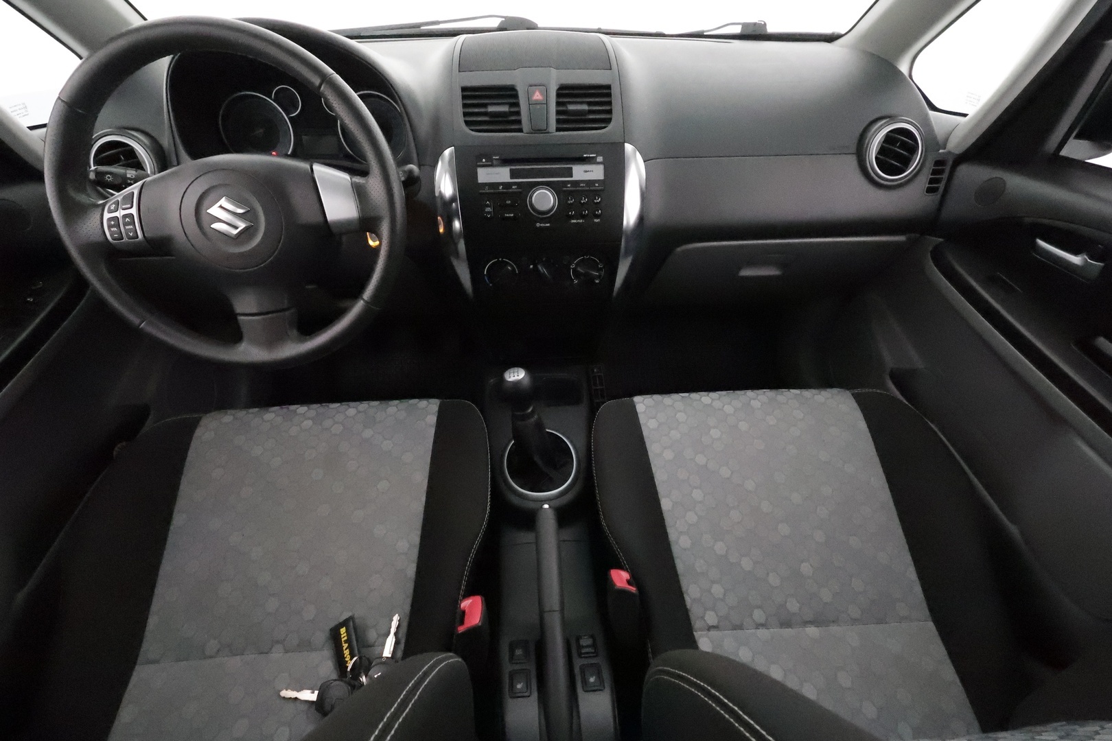 SUZUKI SX4 2013