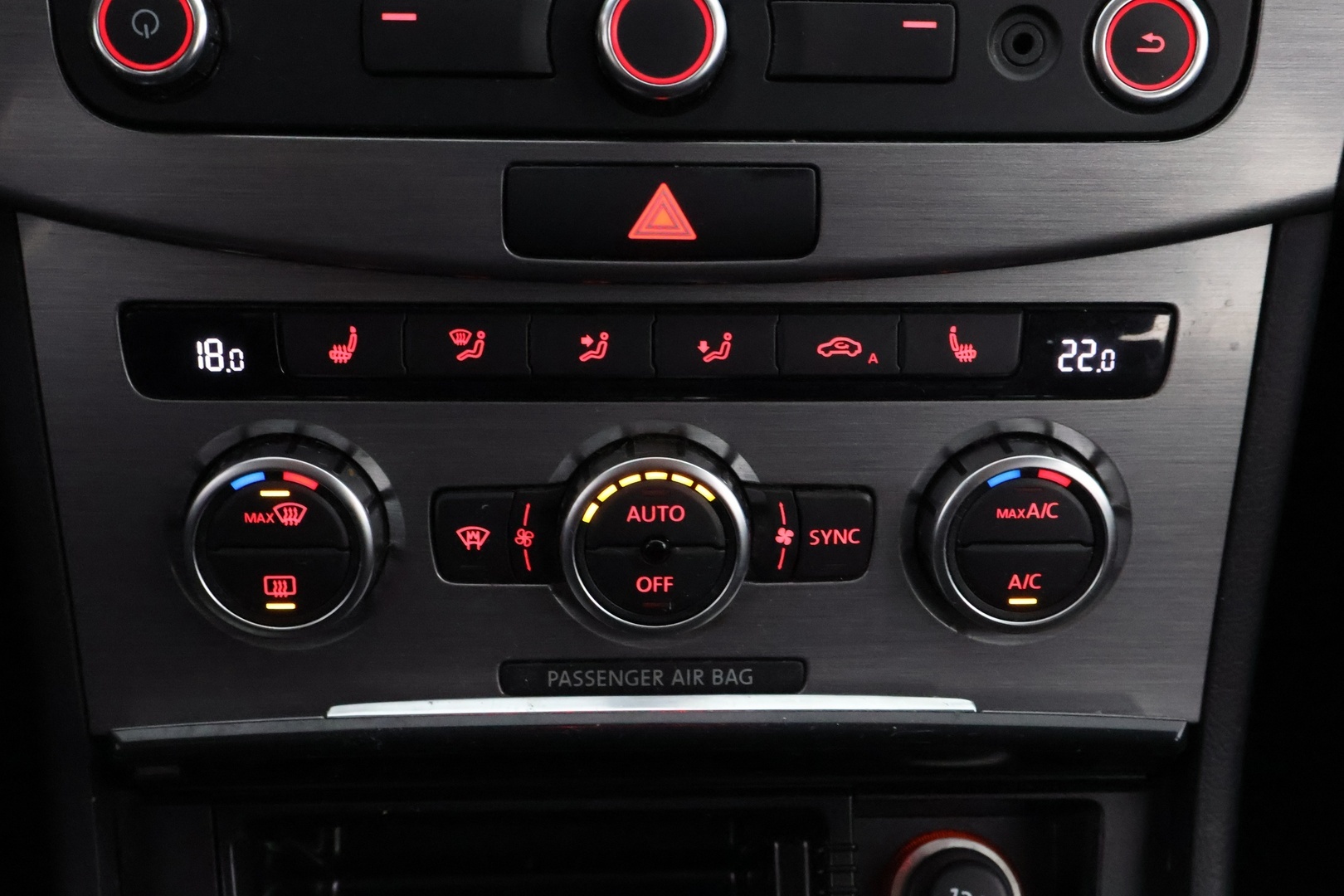 VOLKSWAGEN Passat 2014