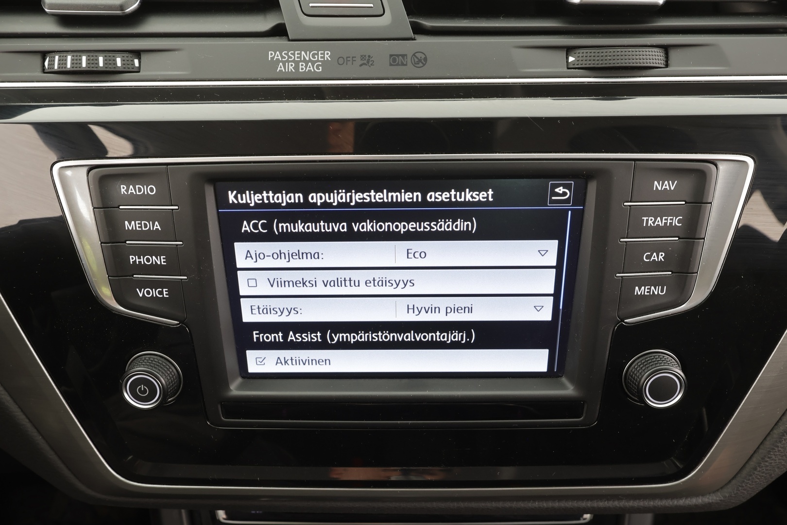 VOLKSWAGEN Touran 2017