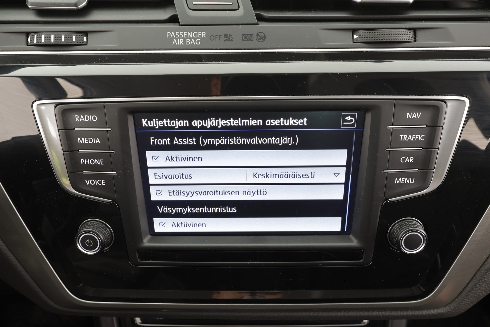 VOLKSWAGEN Touran 2017