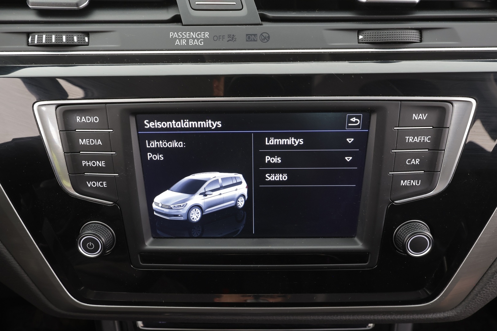 VOLKSWAGEN Touran 2017