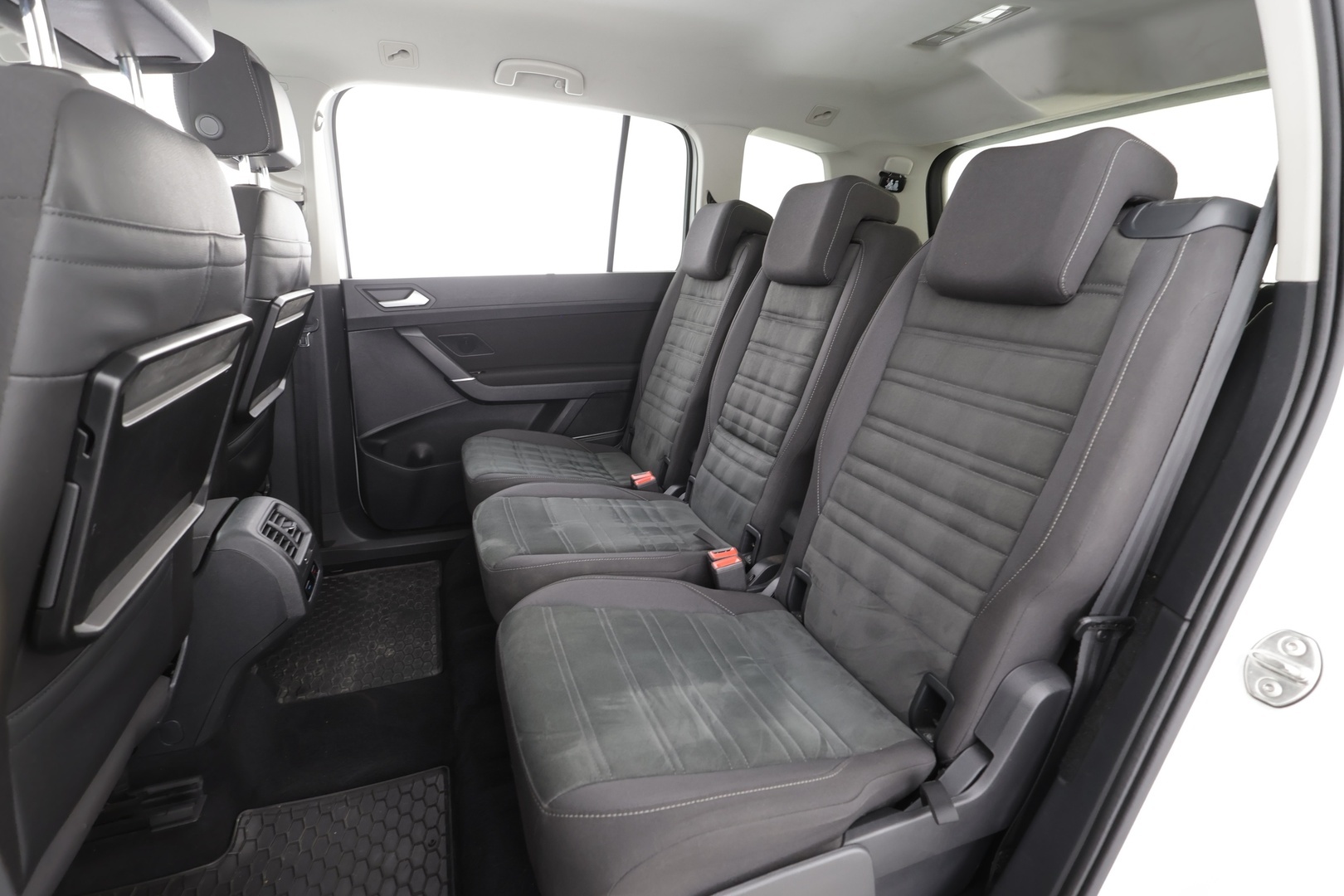 VOLKSWAGEN Touran 2017