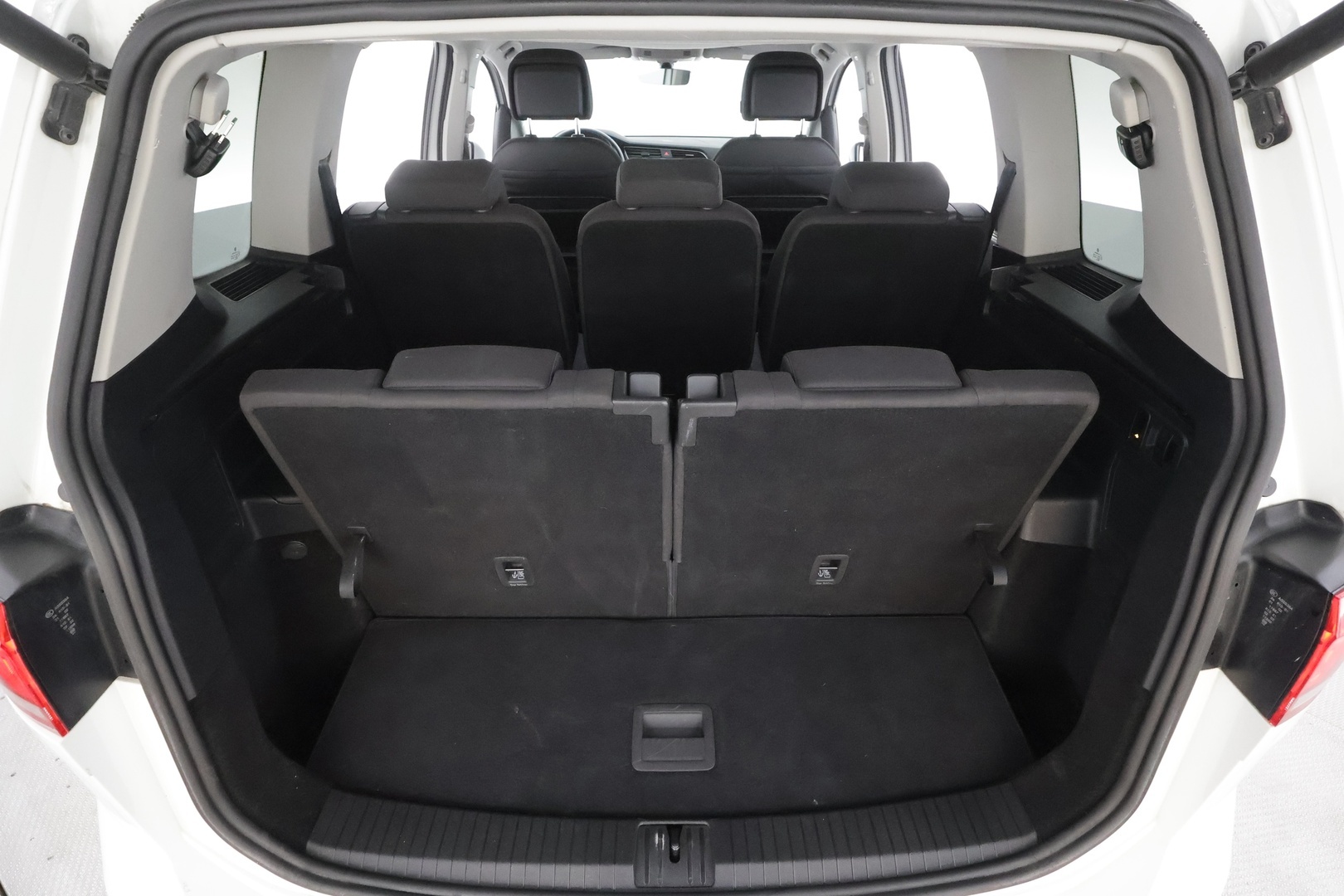 VOLKSWAGEN Touran 2017