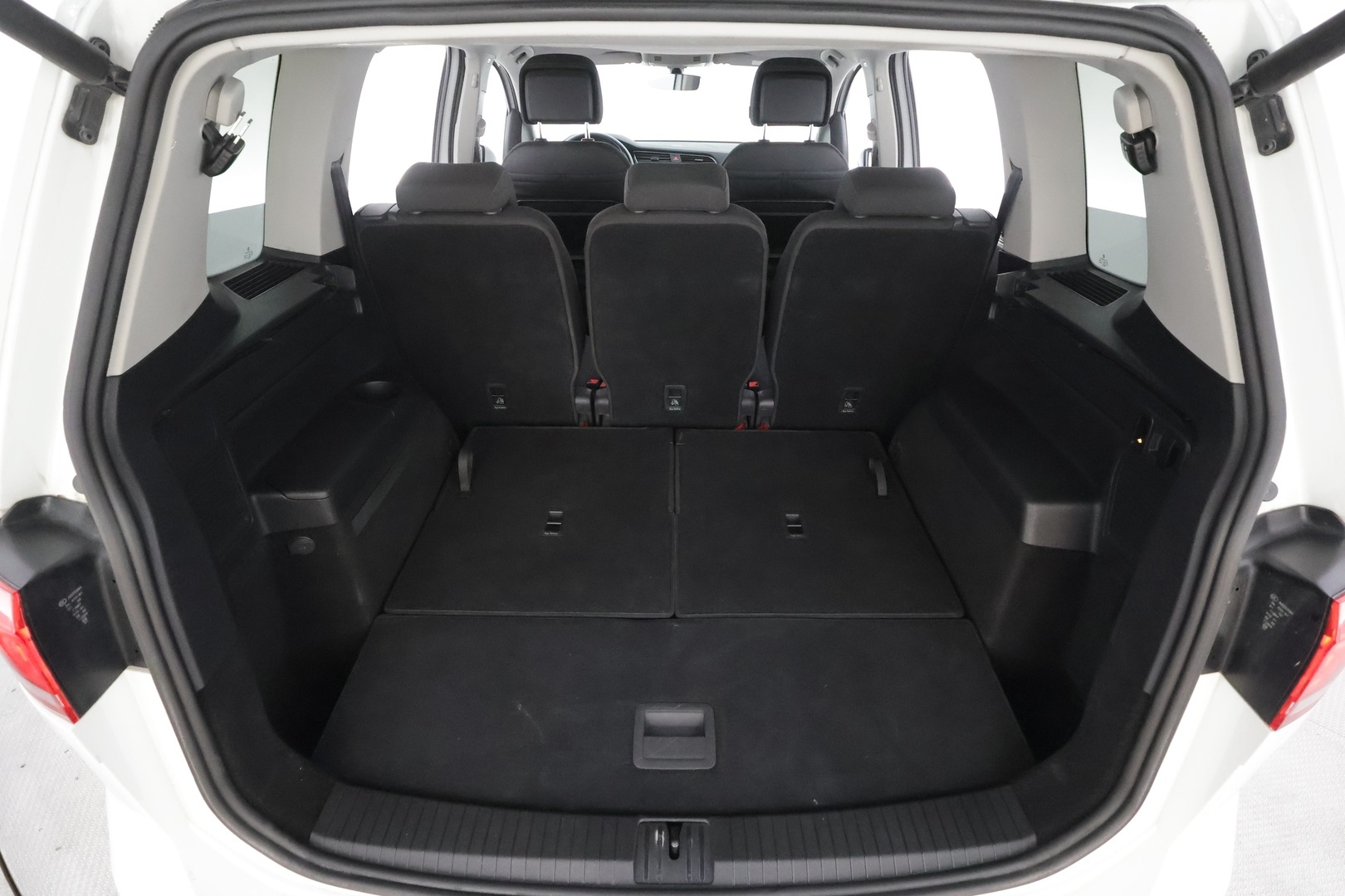 VOLKSWAGEN Touran 2017
