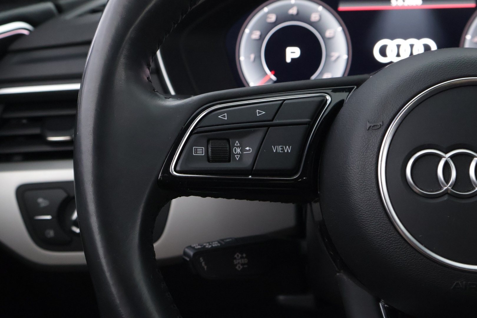 AUDI A4 2019