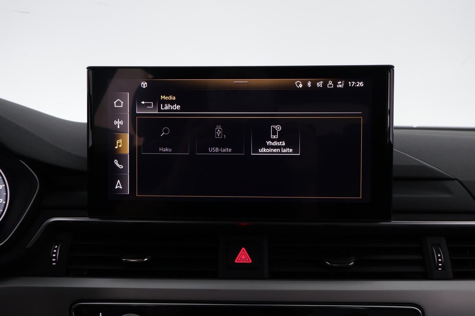 AUDI A4 2019