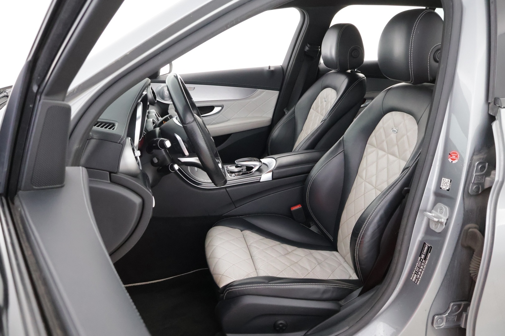 MERCEDES-BENZ C 2015