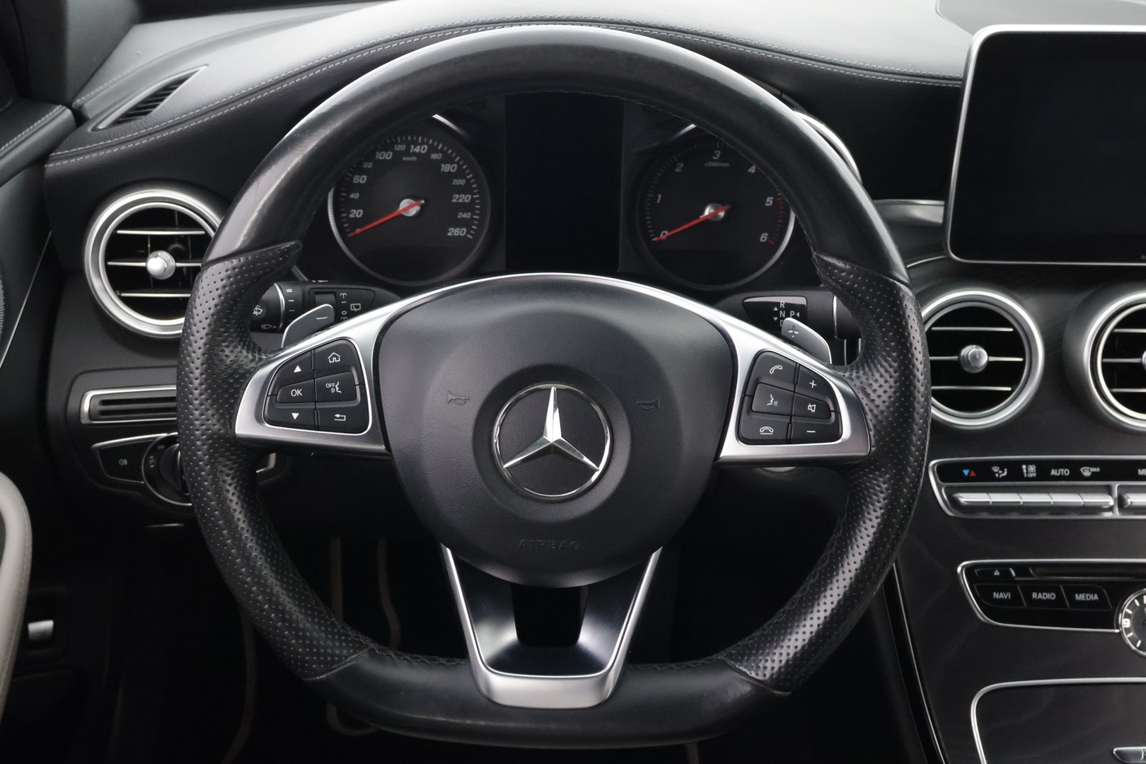 MERCEDES-BENZ C 2015