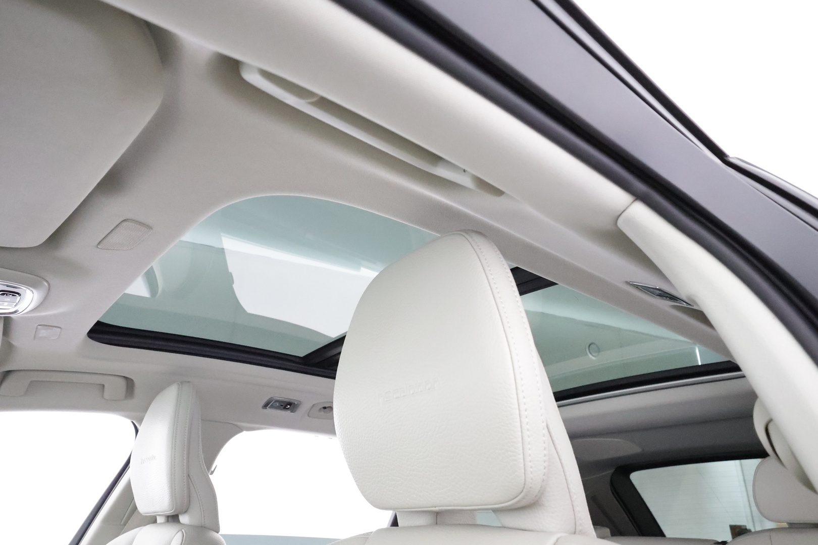 VOLVO V90 2020