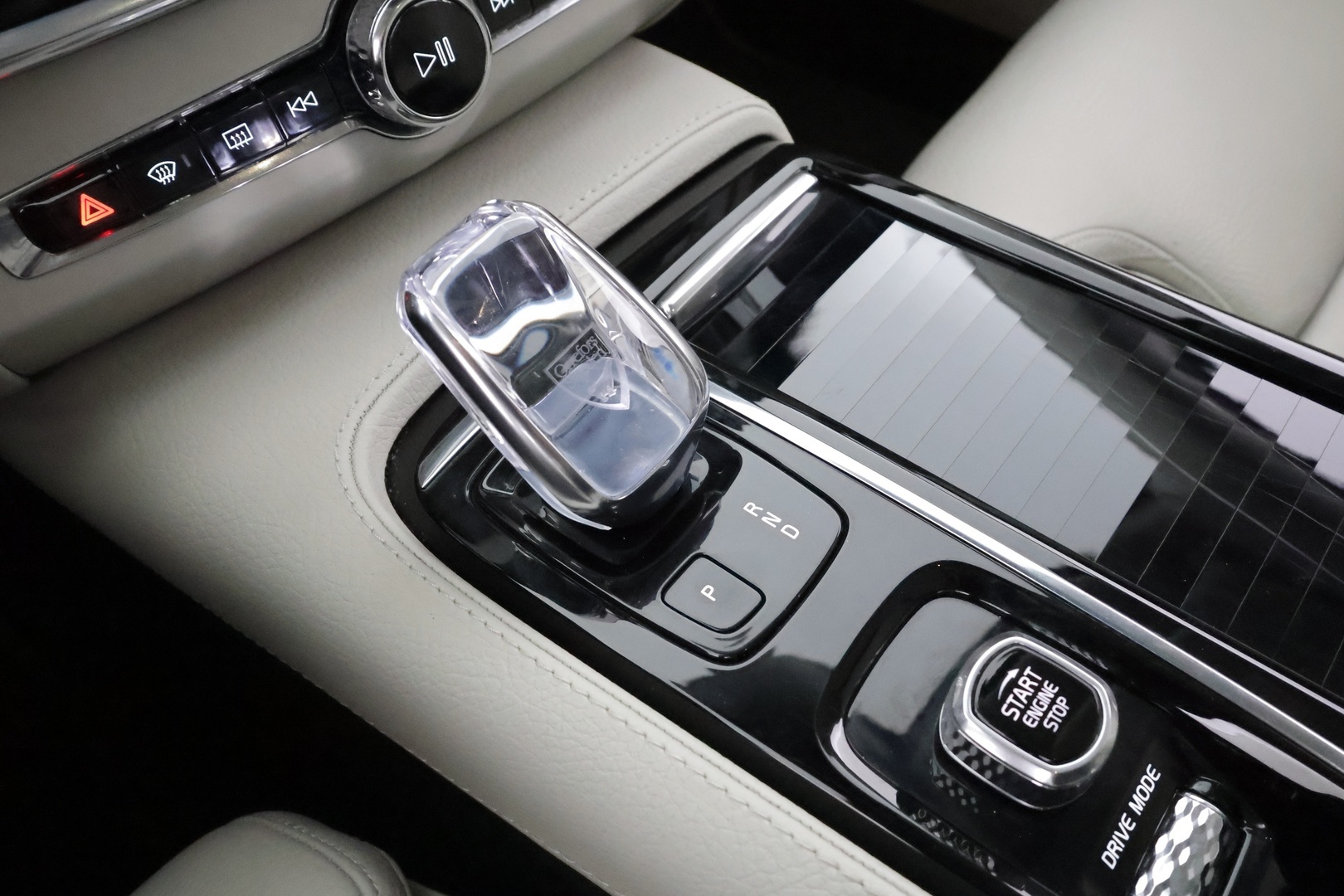 VOLVO V90 2020