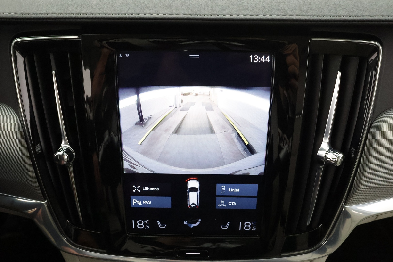 VOLVO V90 2020