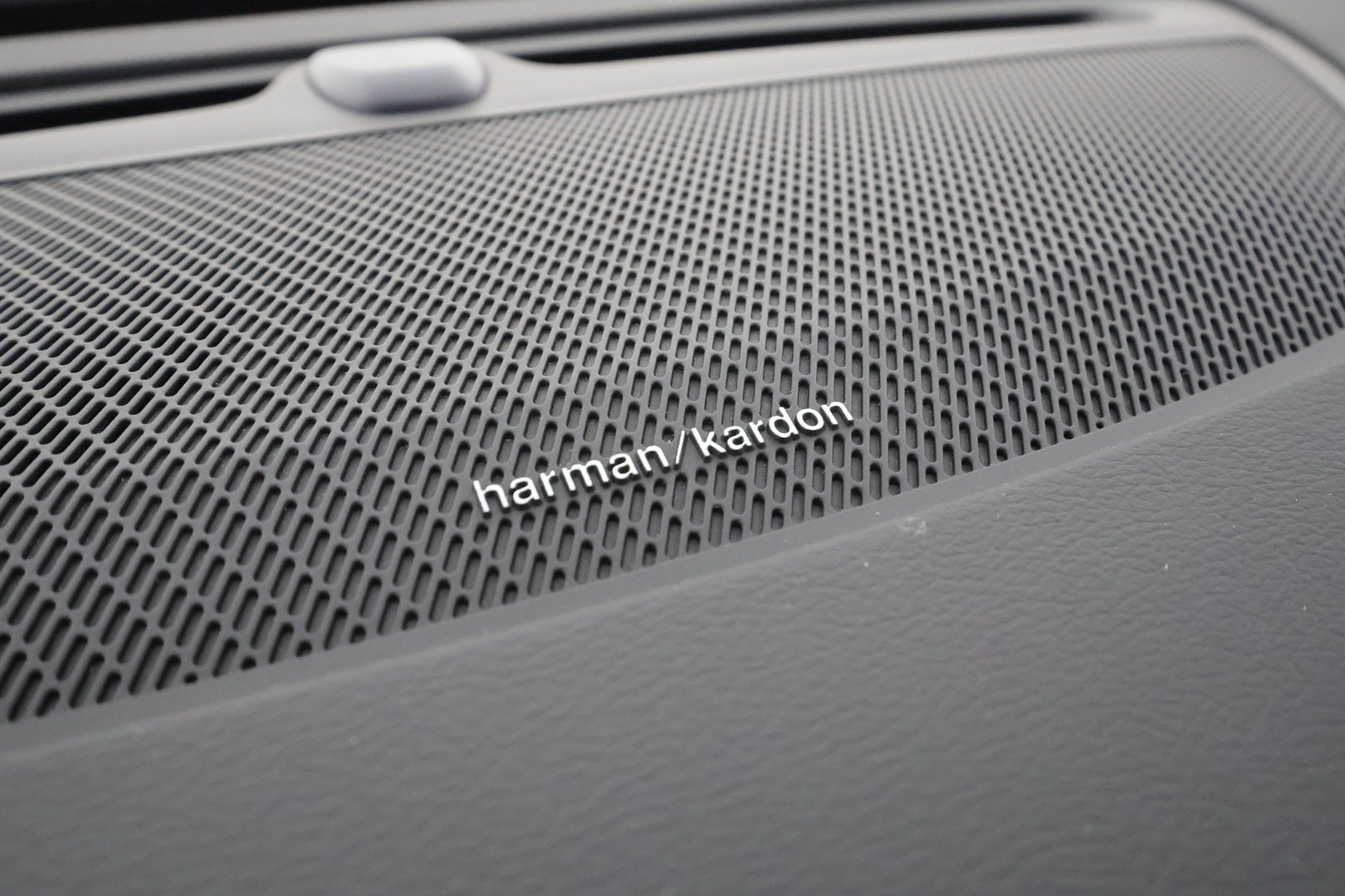VOLVO V90 2020