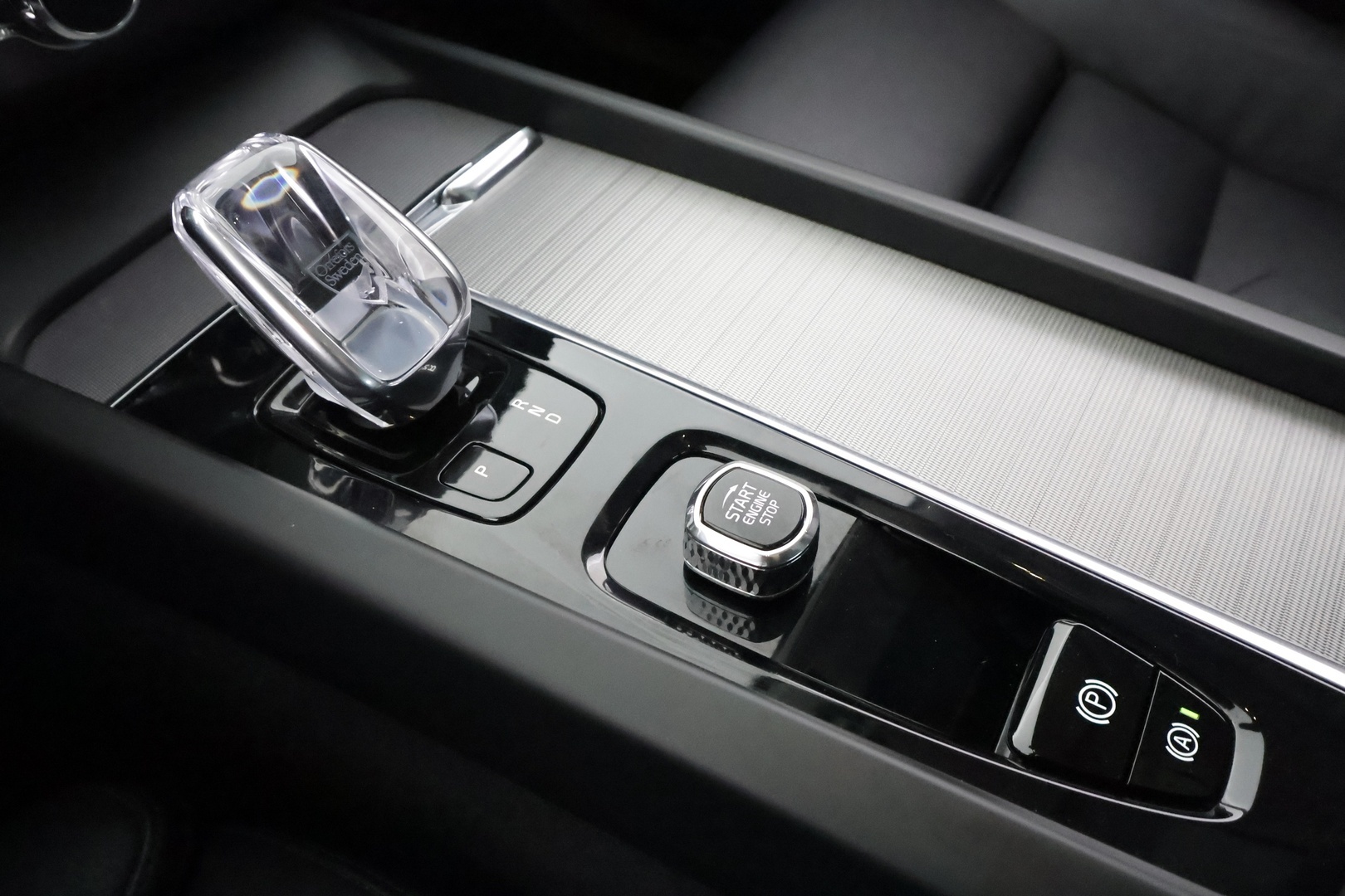 VOLVO XC60 2022