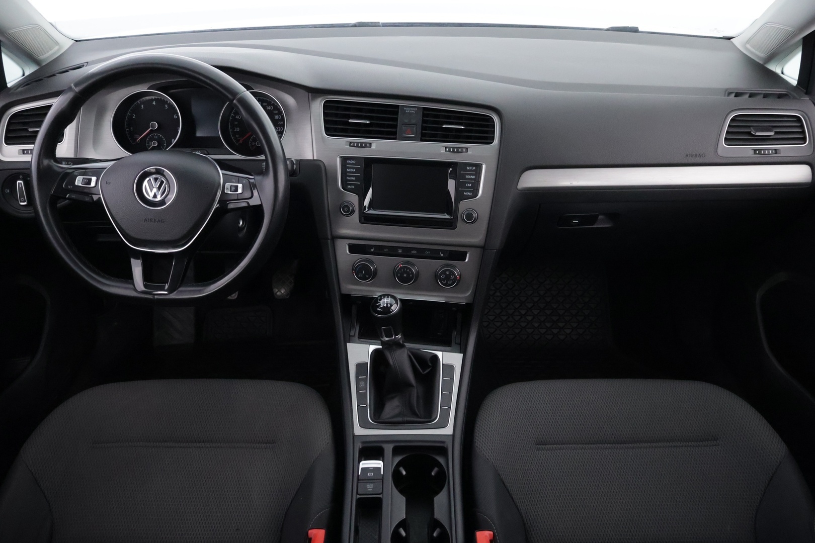 VOLKSWAGEN Golf 2015
