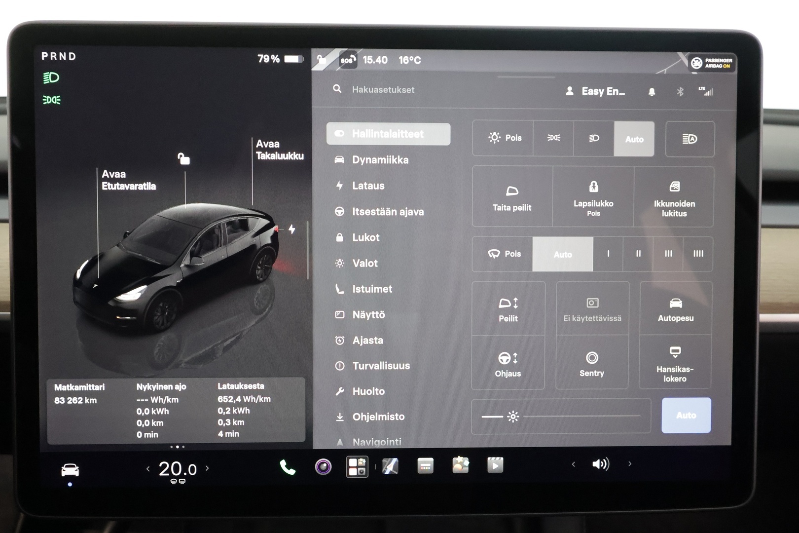 TESLA Model Y 2022