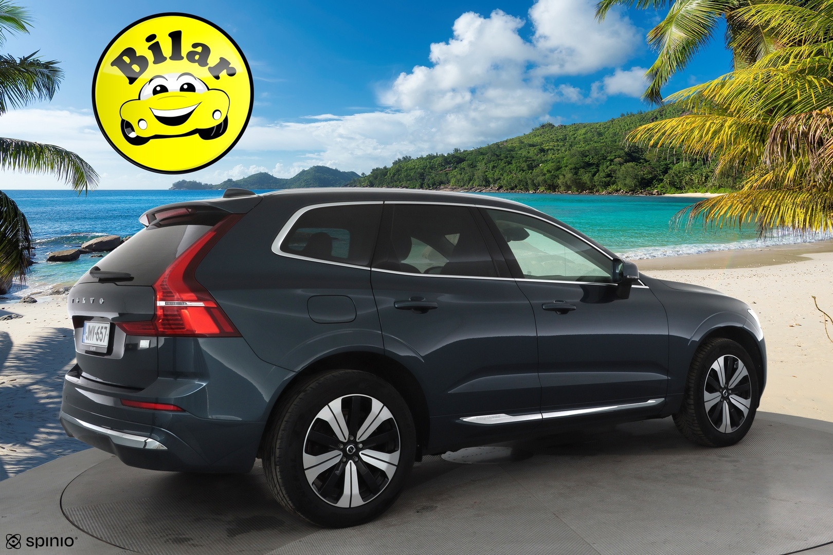 VOLVO XC60 2023