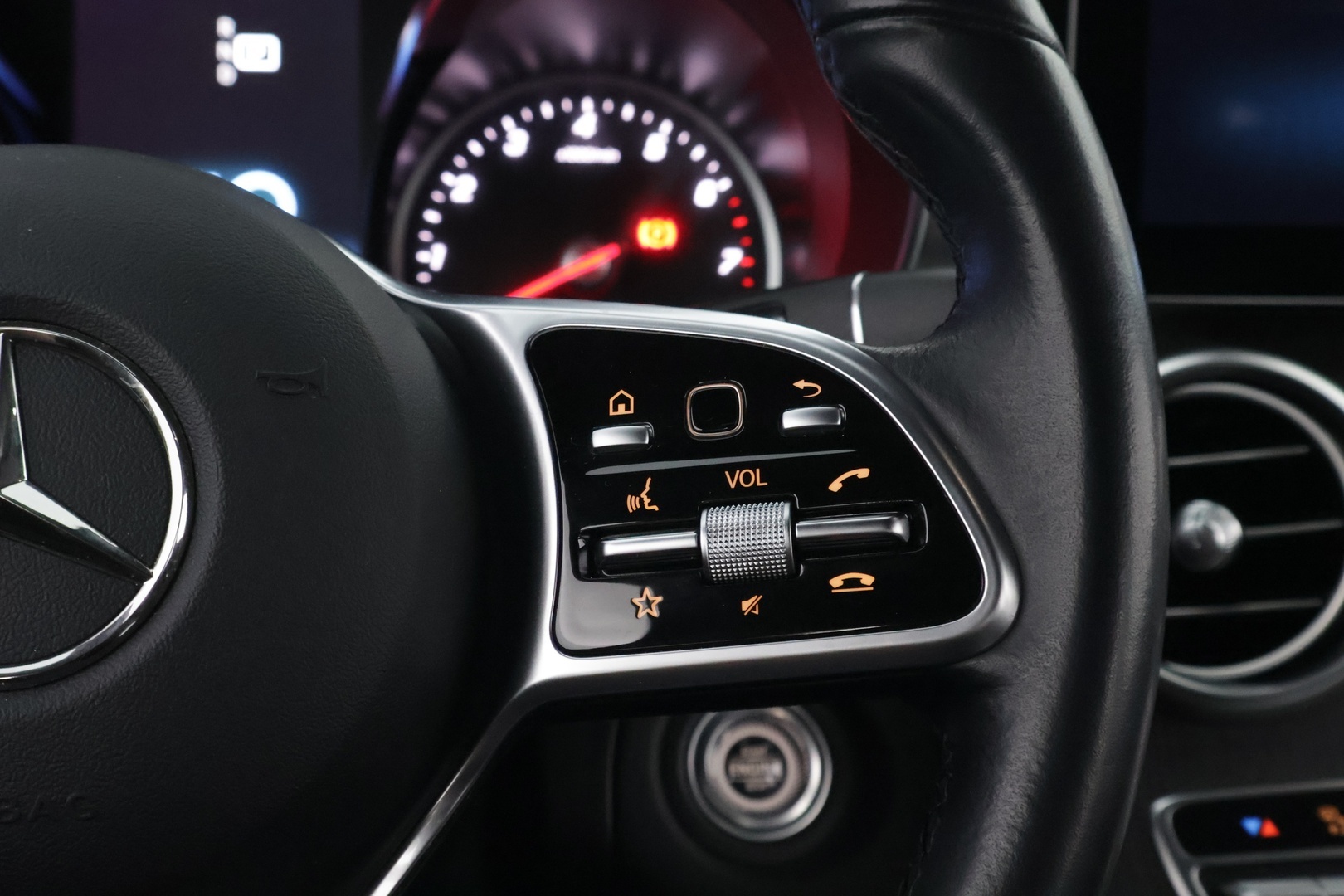 MERCEDES-BENZ GLC 2020