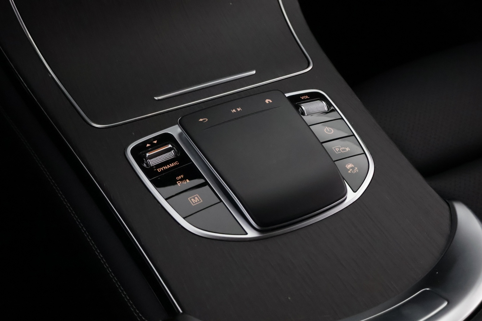 MERCEDES-BENZ GLC 2020