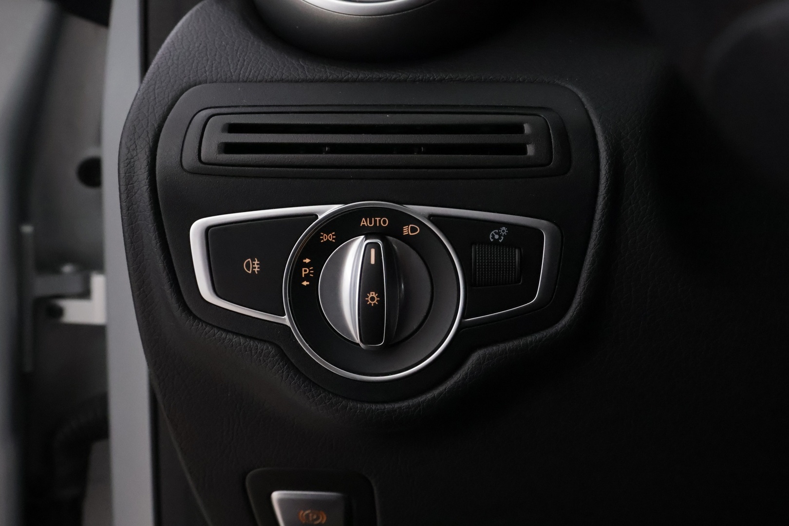 MERCEDES-BENZ GLC 2020