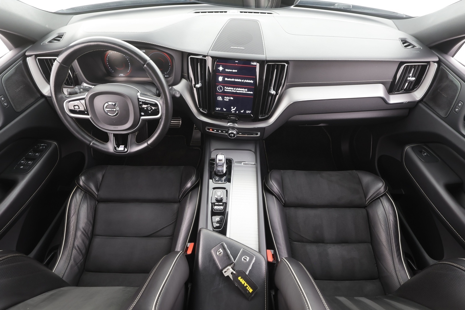 VOLVO XC60 2019