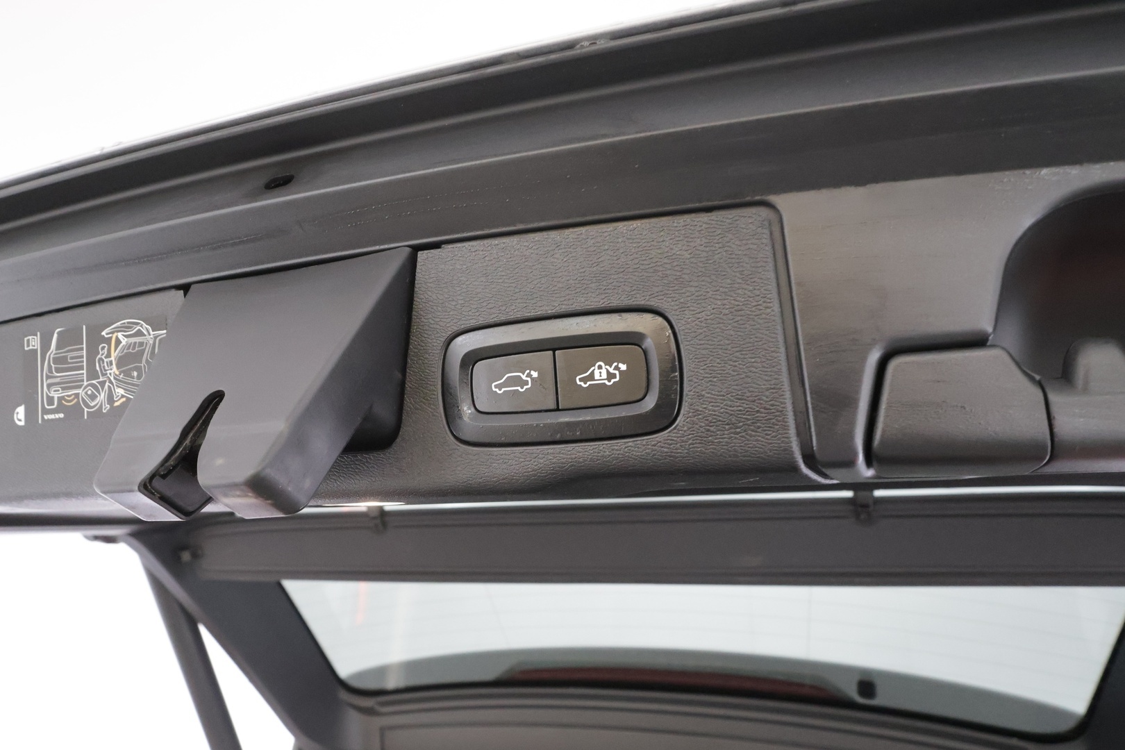 VOLVO XC60 2019